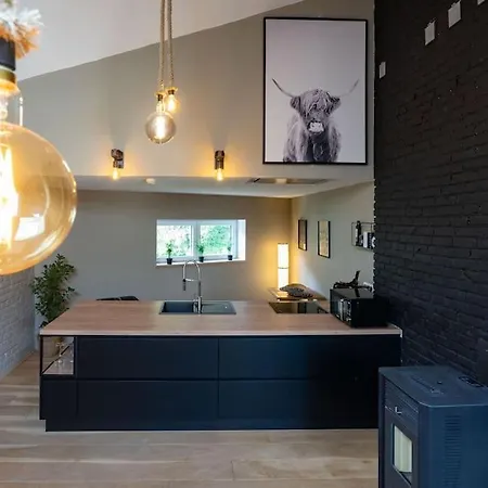 Le Comble Amoureux 라로셰안알데네